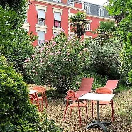 Ohartzia Hotel